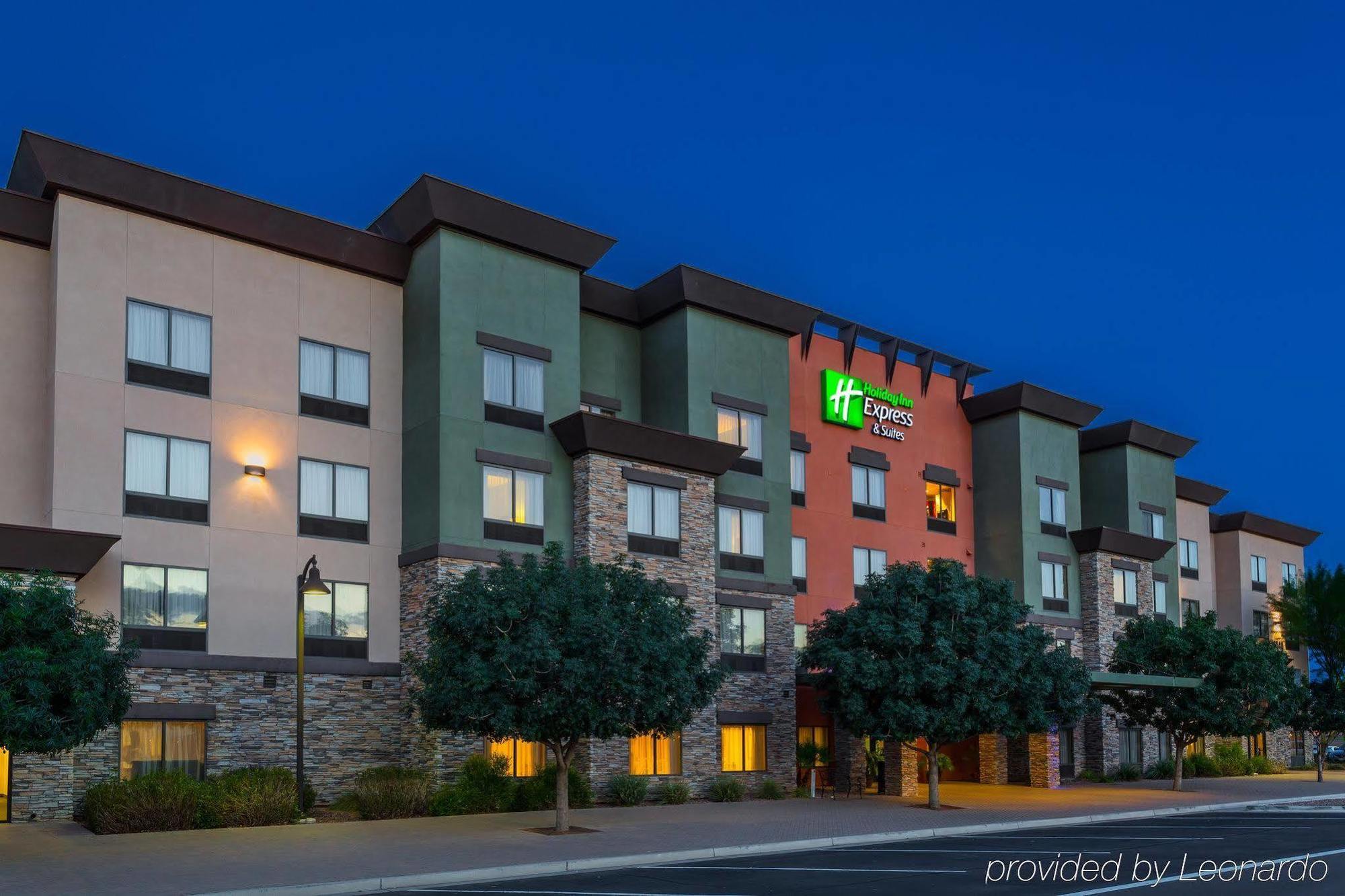 Holiday Inn Express Surprise, An Ihg Hotel Exterior foto